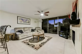 Photo #1: 2129773 Listing