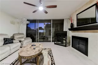 Photo #2: 2129773 Listing