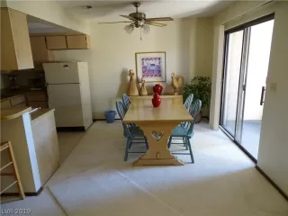 Photo #5: 2129791 Listing