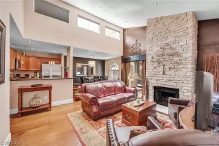 Photo #1: 2129810 Listing 