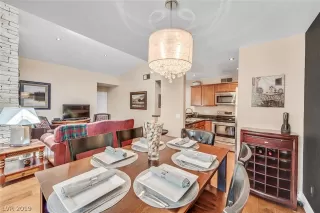 Photo #4: 2129810 Listing 