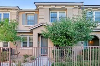 Photo #1: 2129819 Listing