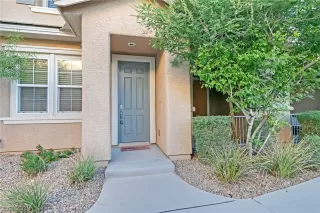 Photo #3: 2129819 Listing