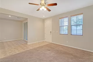 Photo #6: 2129819 Listing