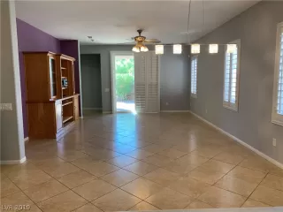 Photo #2: 2129910 Listing 