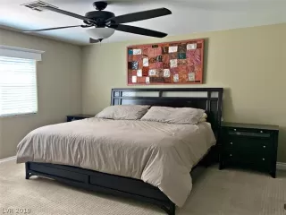 Photo #6: 2129935 Listing