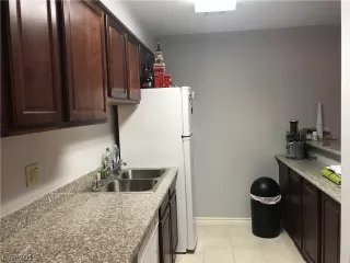 Photo #6: 2129949 Listing 