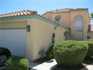 Photo #2: 2129976 Listing 