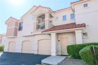 Photo #1: 2130033 Listing