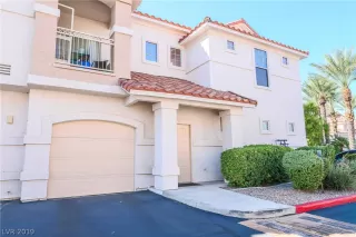 Photo #2: 2130033 Listing