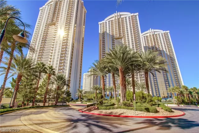 MLS: 2130034 Condo For Sale