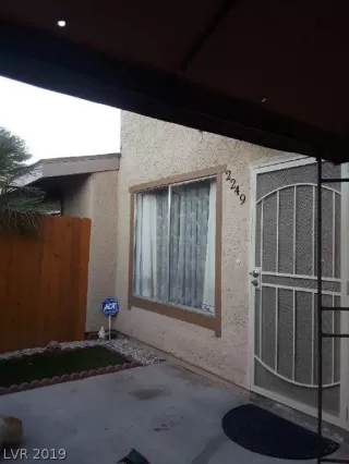 Photo #6: 2130203 Listing