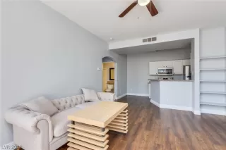 Photo #2: 2130205 Listing 