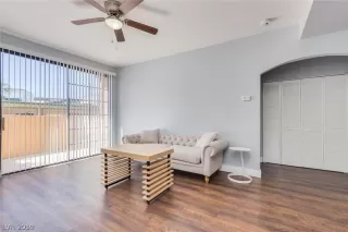 Photo #5: 2130205 Listing 