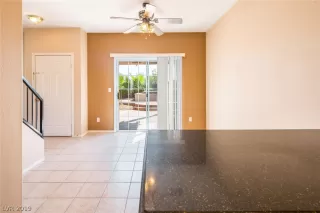 Photo #5: 2130227 Listing 