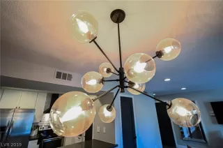 Photo #2: 2130268 Listing 