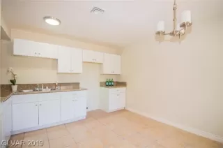 Photo #2: 2130347 Listing 