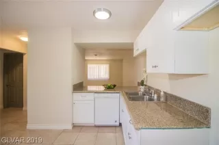 Photo #4: 2130347 Listing 