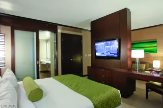 Photo #6: 2130353 Listing