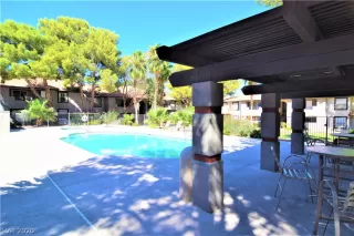 Photo #1: 2130436 Listing 