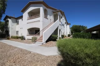 Photo #2: 2130442 Listing