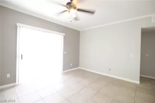 Photo #4: 2130442 Listing