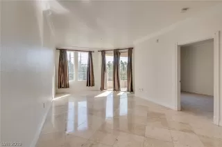 Photo #6: 2130449 Listing 