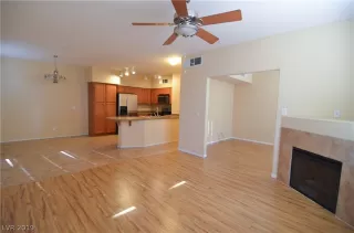 Photo #5: 2130498 Listing