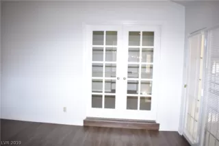 Photo #3: 2130508 Listing 
