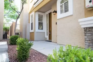 Photo #3: 2130544 Listing