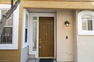 Photo #4: 2130544 Listing