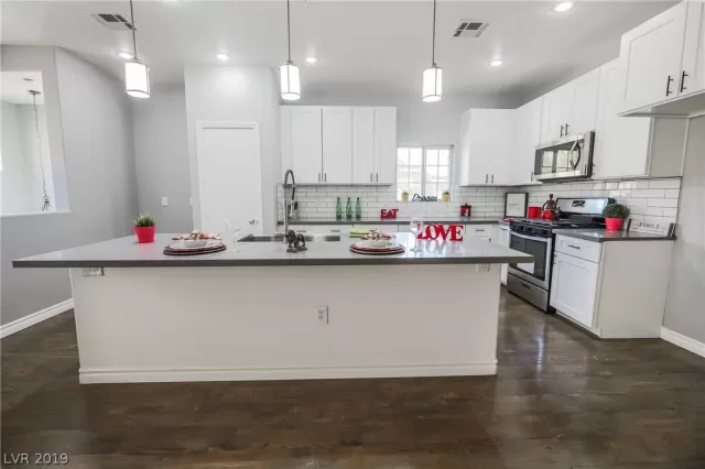 MLS: 2130590 Condo For Sale