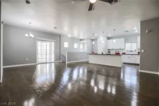 Photo #6: 2130590 Listing 