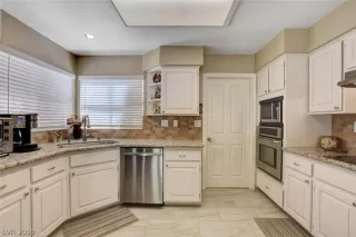 Photo #6: 2130625 Listing 