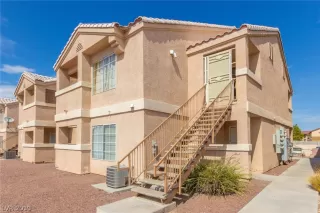 Photo #1: 2130633 Listing 