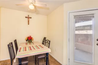 Photo #4: 2130633 Listing 