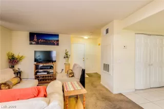 Photo #5: 2130633 Listing 