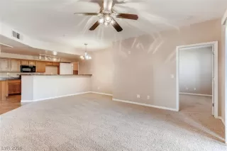 Photo #4: 2130652 Listing 