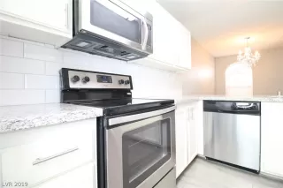 Photo #4: 2130689 Listing