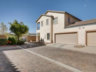 Photo #2: 2130696 Listing