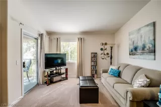 Photo #6: 2130717 Listing 