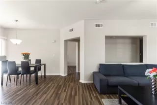 Photo #1: 2130762 Listing