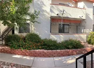 Photo #2: 2130766 Listing 