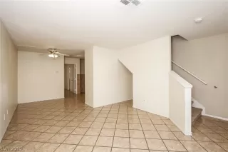 Photo #2: 2130798 Listing 