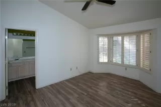 Photo #1: 2130807 Listing