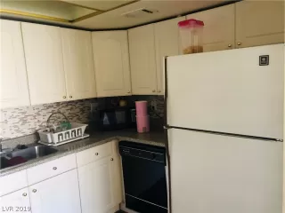 Photo #3: 2130815 Listing 