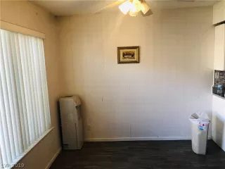 Photo #4: 2130815 Listing 