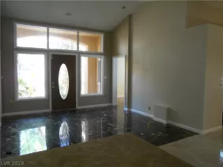 Photo #4: 2130847 Listing