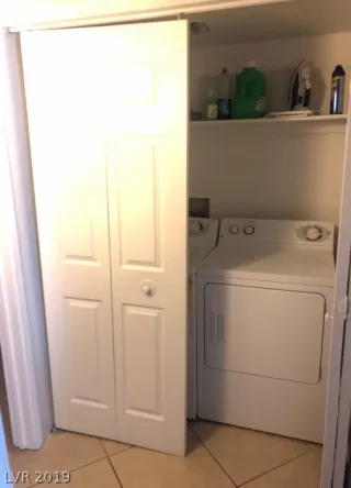 Photo #5: 2130908 Listing 