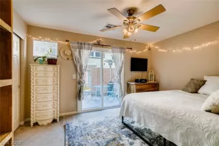Photo #6: 2130912 Listing